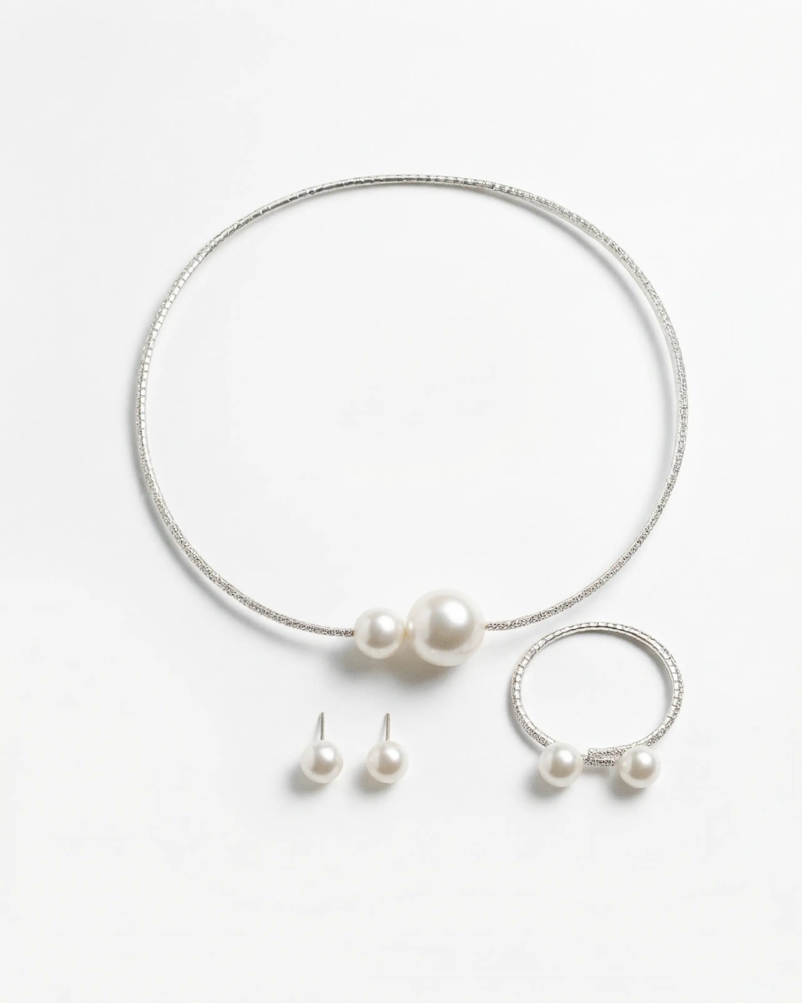 Big Pearl Statement Set te'sy